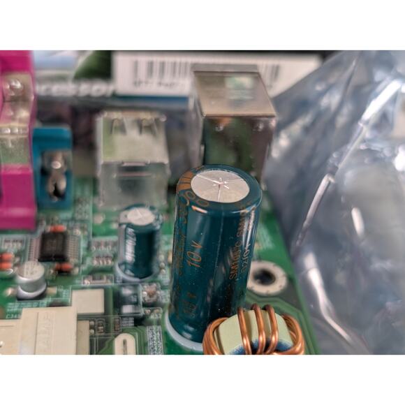 PARTS/REPAIR MSI K7T Pro2 ATX Motherboard Socket A AGP Universal 6 PCI KT133 v3 - Picture 6 of 14